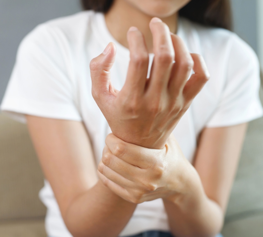 penurunan kekuatan otot