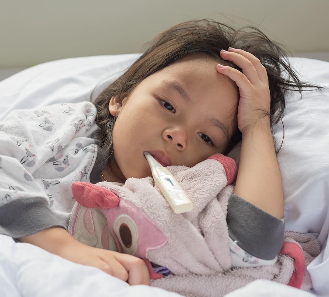 anak demam dan muntah