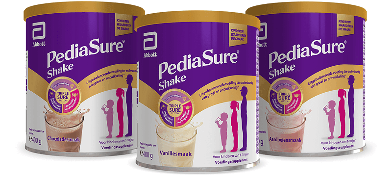 Groepsfoto van 3 smaken Pediasure Chocolade, aardbei en vanille in blikken van 400 g, die het assortiment beschikbare smaken laten zien waaruit u kunt kiezen