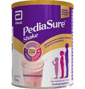 Product in verpakking voor 850 g Pediasure voedingsdrank voor kinderen in aardbei, met de aanduiding dat het geschikt is voor kinderen van 1 tot 10 jaar en dat het Triplesure-systeem wordt getoond dat de essentiële voedingsstoffen, groei, ontwikkeling en immuniteitsondersteuning benadrukt, met een flits die aangeeft dat het een door kinderen goedgekeurde smaak is