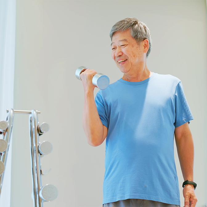 Ensure Gold Vietnam | Bí quyết tăng cường sức khỏe khối cơ cho người lớn  tuổi