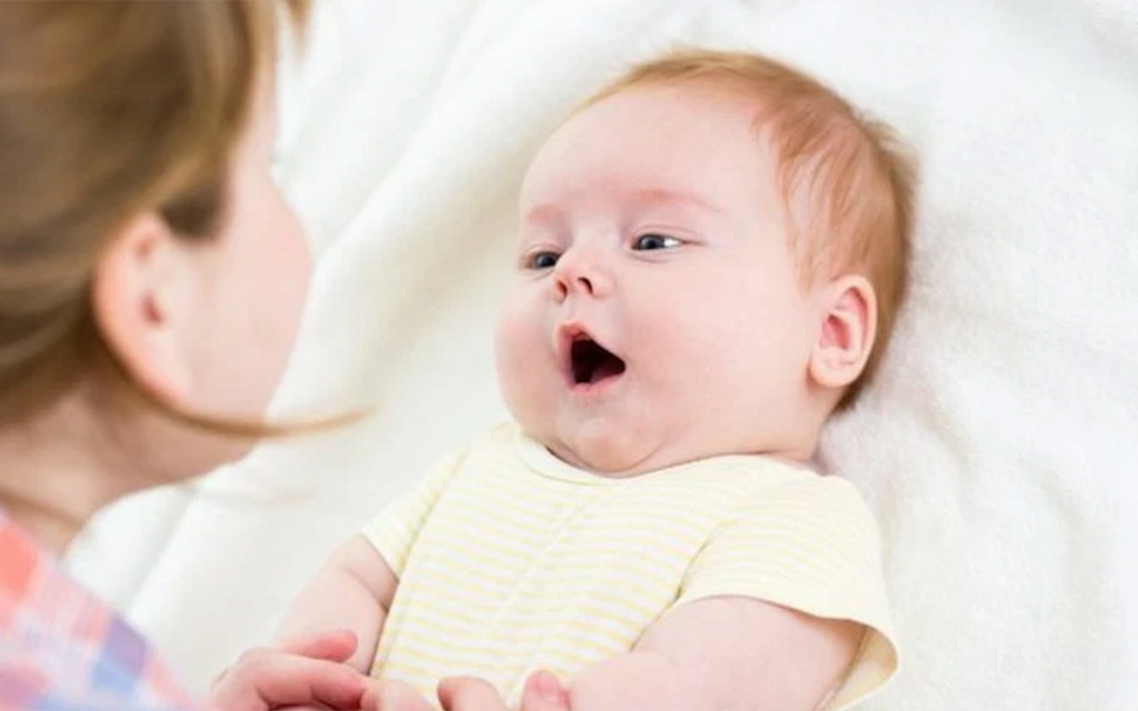 Kỹ năng ngôn ngữ - Cách cha mẹ trò chuyện với trẻ sơ sinh - 2